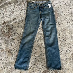 NWT Kid Size 7 Slim Gap 1969 Skinny Jeans!
